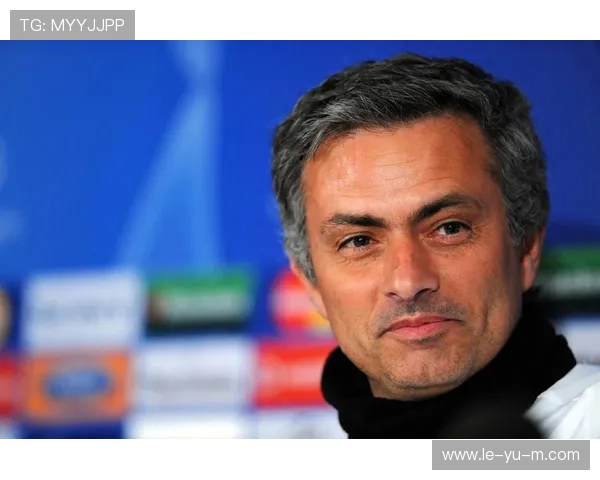 穆里尼奥执教风格再遭争议：防守反击与球队发展之辩