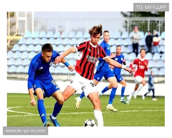 雅希尼奥：意大利中场新星崭露头角，未来可期