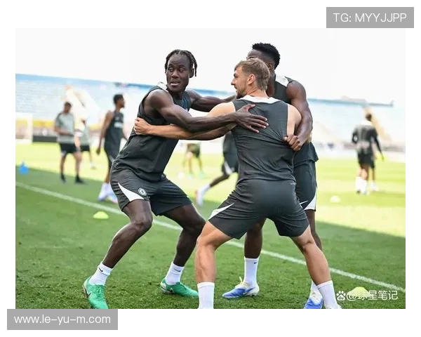 揭秘球星训练日常:细节决定胜负,专注背后的努力 揭秘球星训练日常:细节决定胜负,专注背后的努力